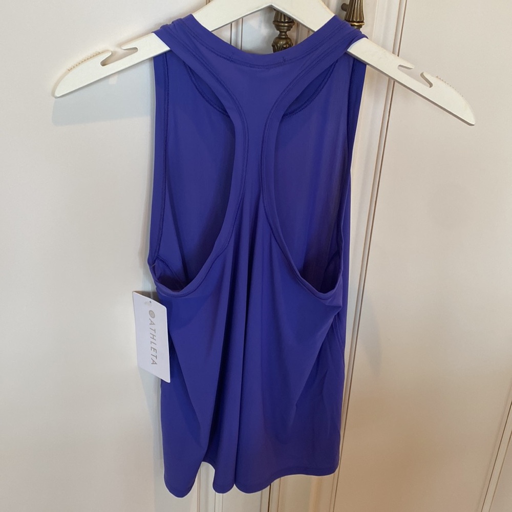 Athleta Ultimate Tank - light flowy material for layering. XXS NWT